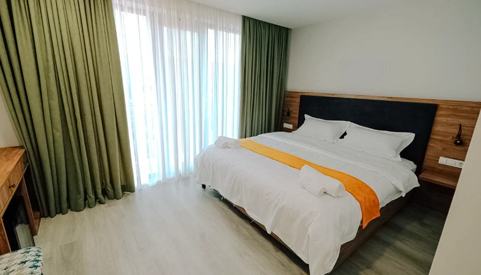 هتل دوئسی تفلیس